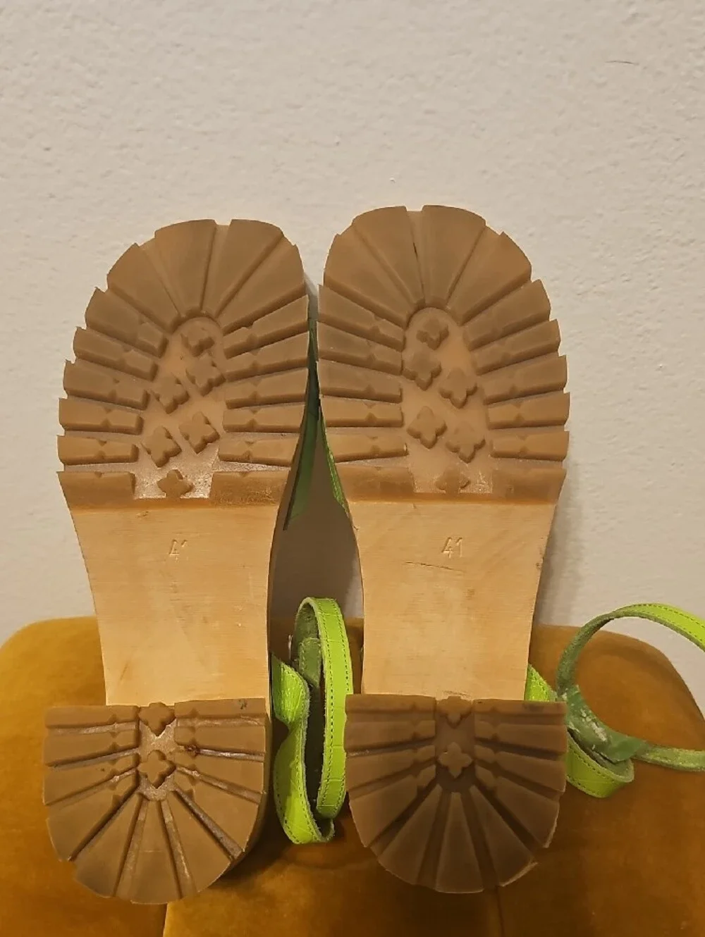 ●●SWEDISH HASBEENS NEON GREEN SANDALS SIZE EU41/US9.5-10●●